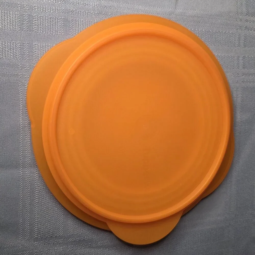 Tupperware FlatOut Collapsible Container 950mL Orange 5453D-1 Silicone Storage
